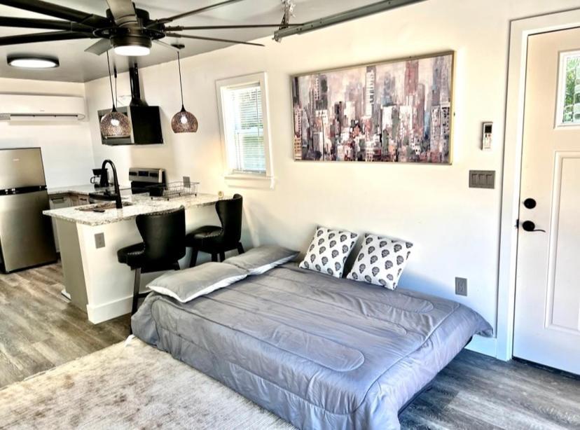 Romantic Chapel Hill Retreat For Two Hotel Luaran gambar